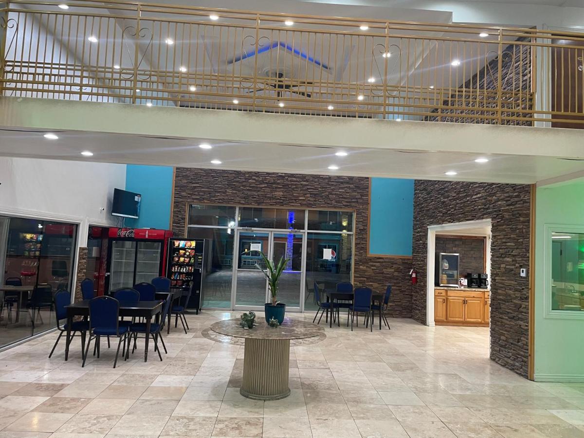 B&J Hotel And Apartments Pecos Dış mekan fotoğraf