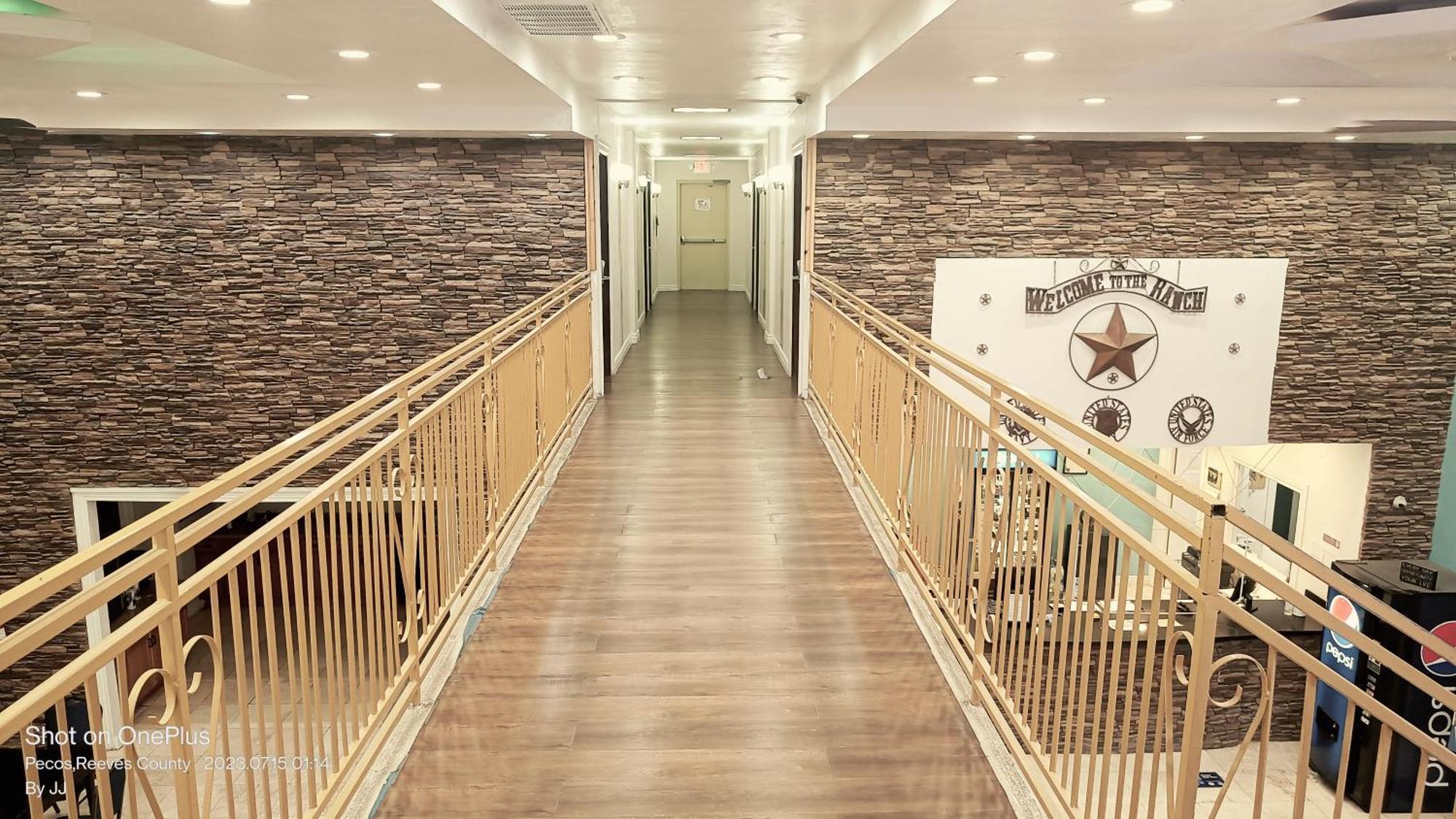 B&J Hotel And Apartments Pecos Dış mekan fotoğraf